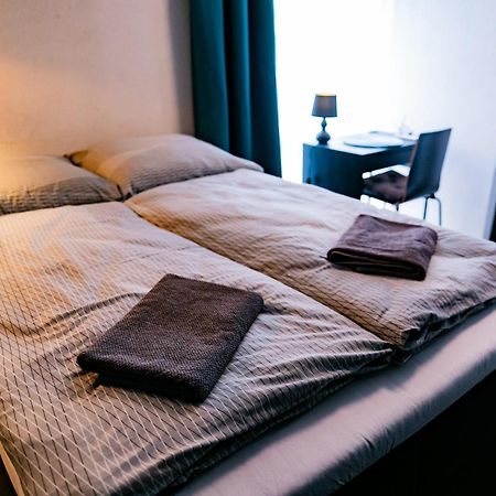 Motel 1 Dunaújváros Esterno foto
