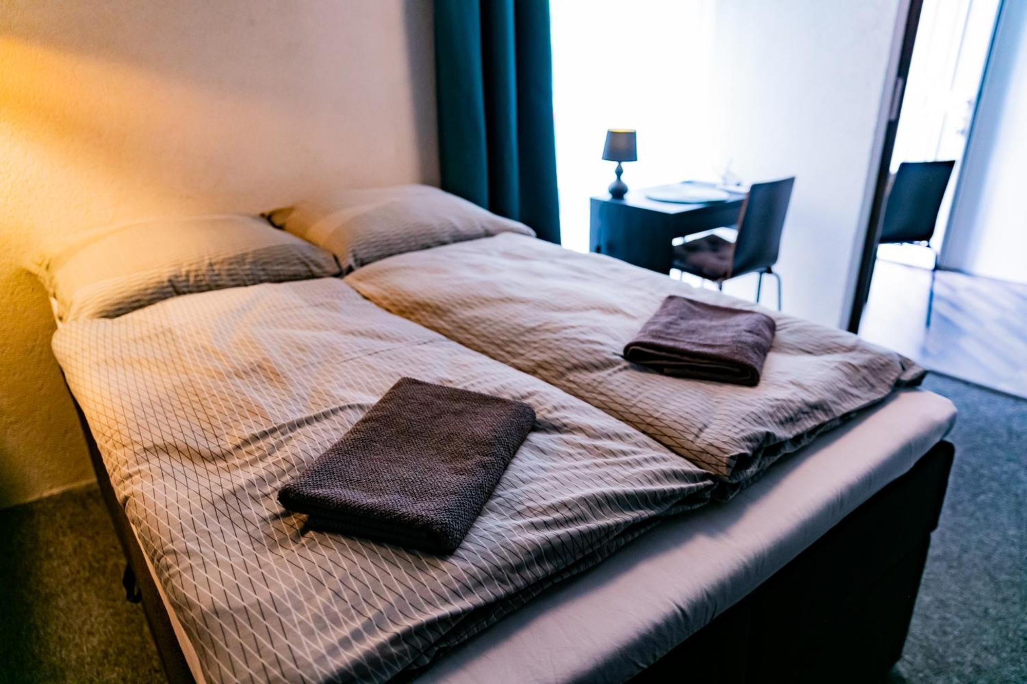 Motel 1 Dunaújváros Esterno foto
