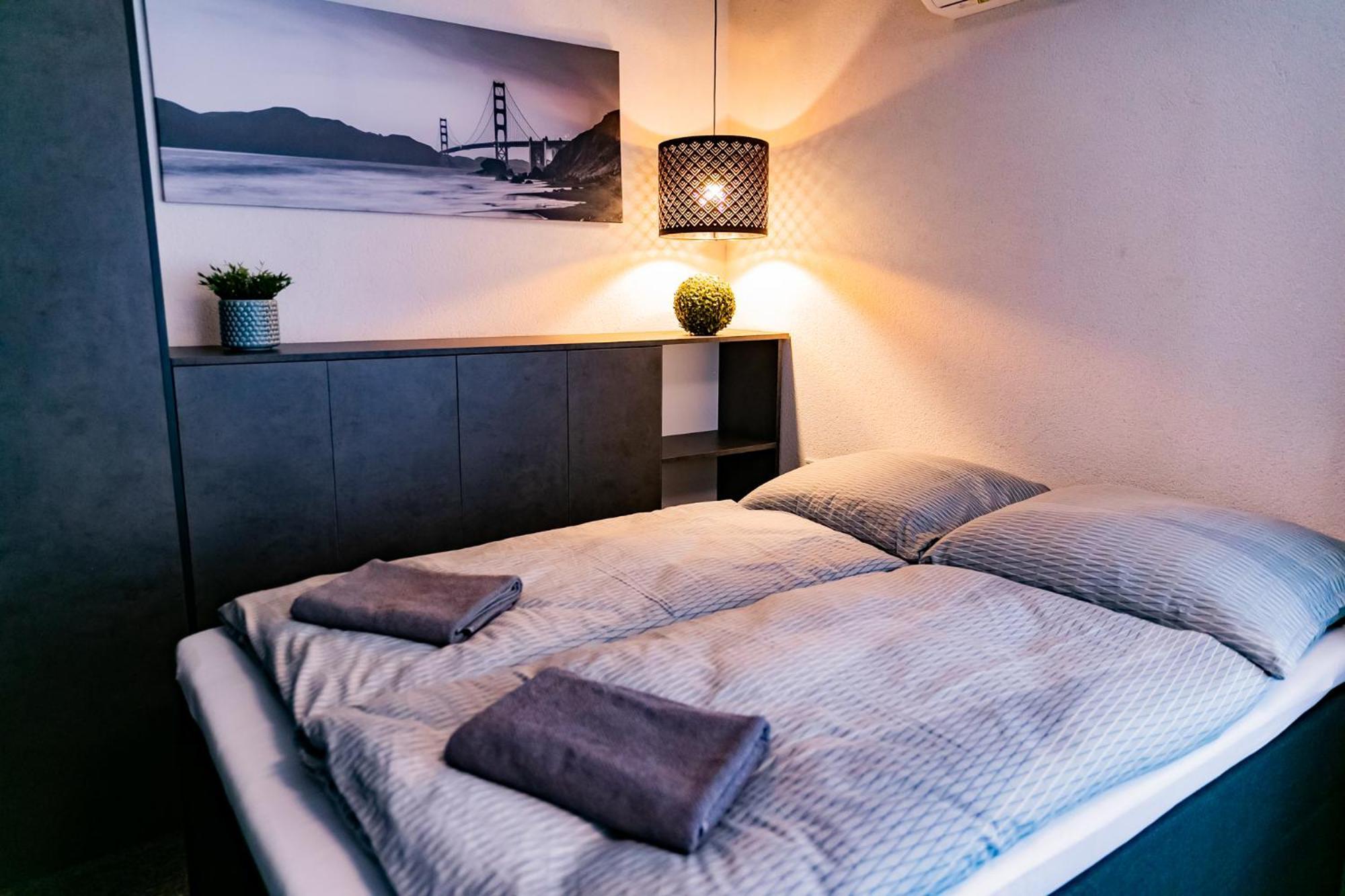 Motel 1 Dunaújváros Esterno foto